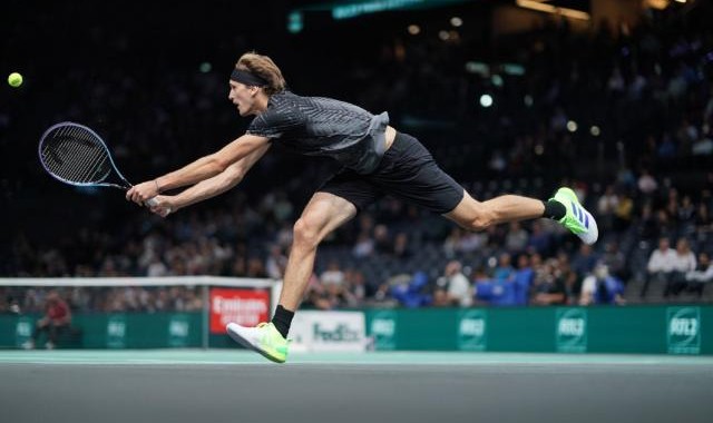 开云首页入口-兹维列夫一场胜利达两成就 半决赛将战梅德维德夫